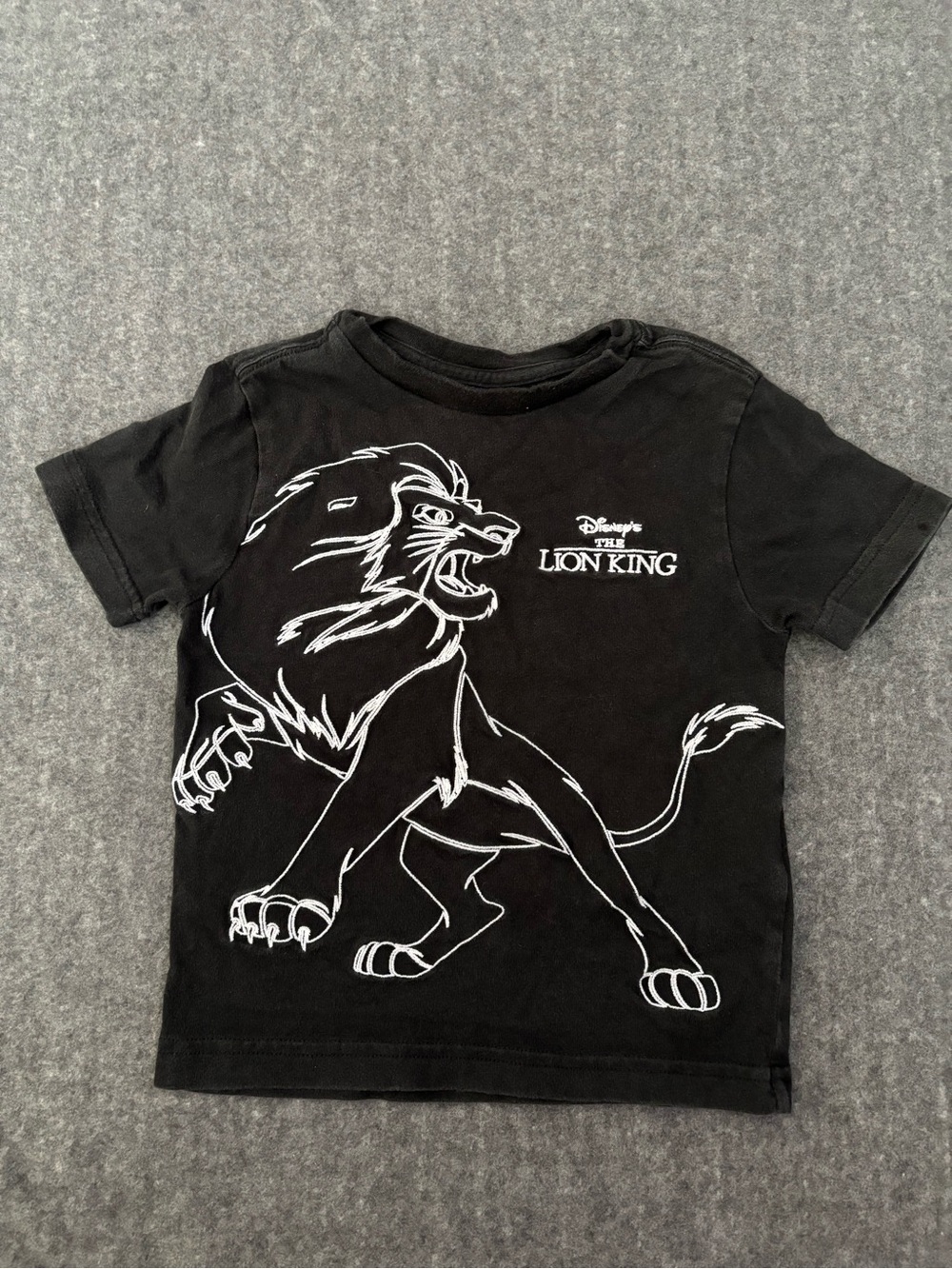Disney The Lion King black baby tee with white lion graphic, size 3 years